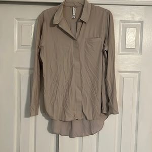 Athleta long sleeve button down